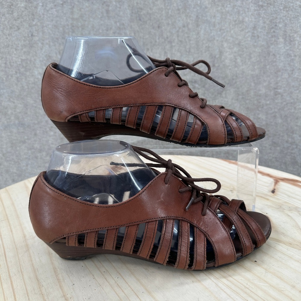 VTG Coach and Four Jilley Sandals Womens 8 Brown Leather Caged Lace Up Gladiator